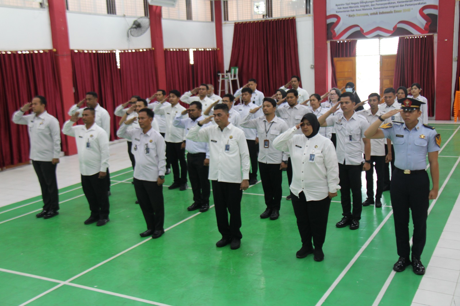 Lapas Pekanbaru Ikuti Apel Bersama Pegawai di Lingkungan Kemenko Bidang Hukum HAM Imipas, Kemenkum, Kemenham, serta Kemenimipas